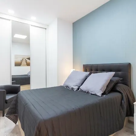 Plaza Mayor Apartment Madrid Exterior photo